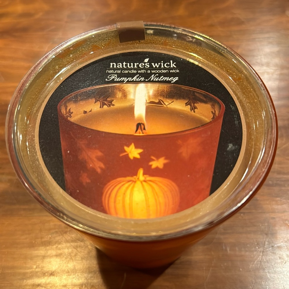 NEW Natures Wick Pumpkin Nutmeg Glass Candle 12 oz Natural w Wooden Wick Crackle